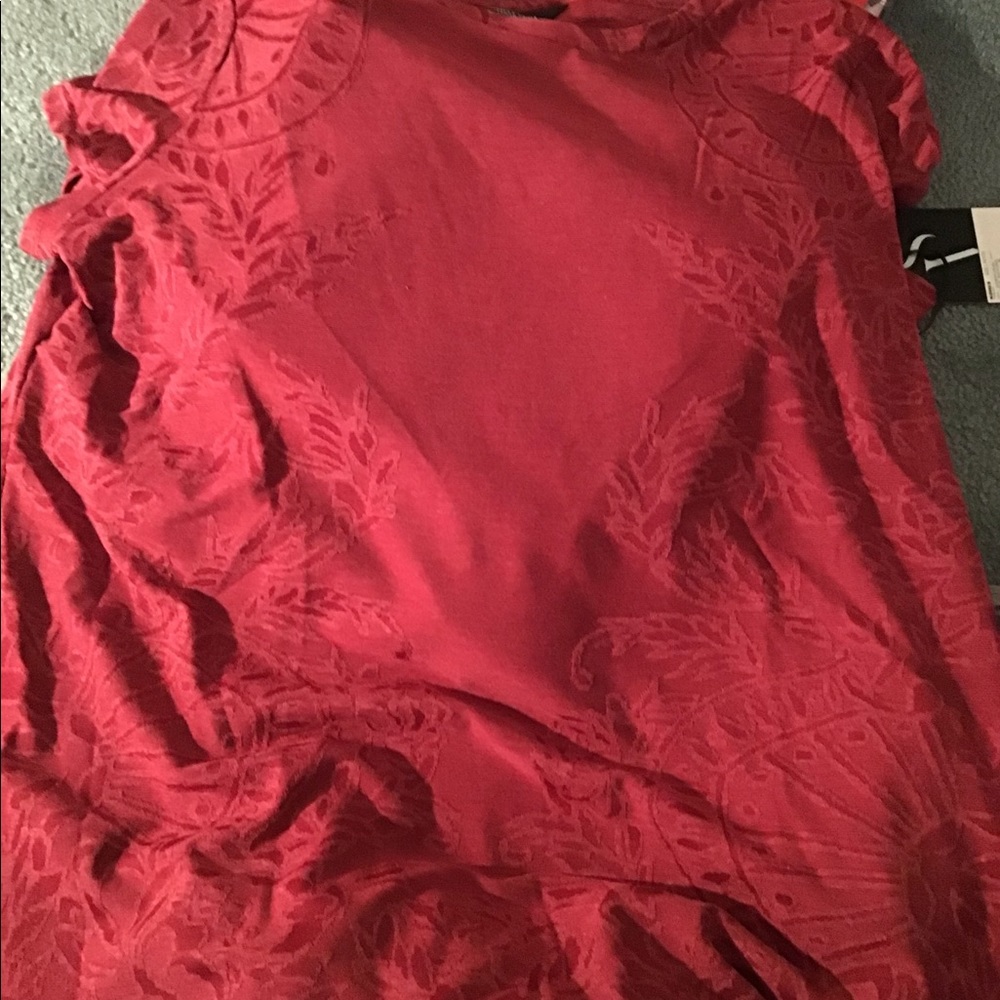 Short sleeve top